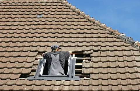 Pose de velux - Champgenéteux